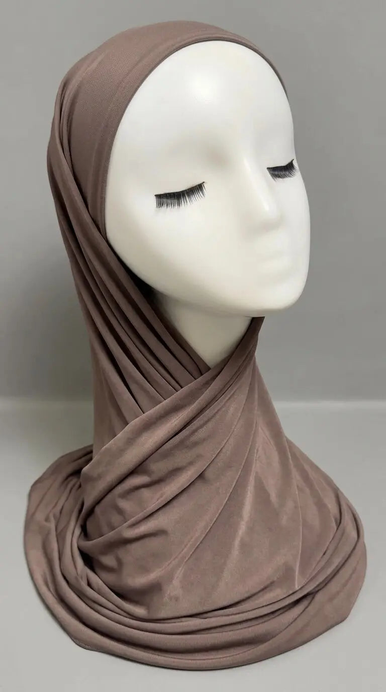 Premium Liquid Taupe 01