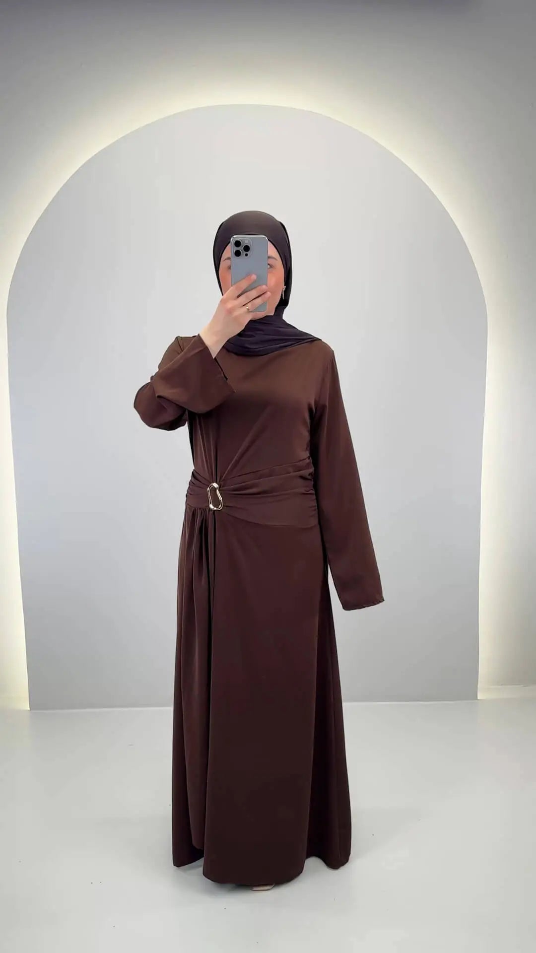 Arami Abendkleid Braun 01