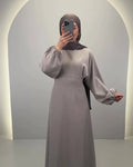 Yusara klänning taupe