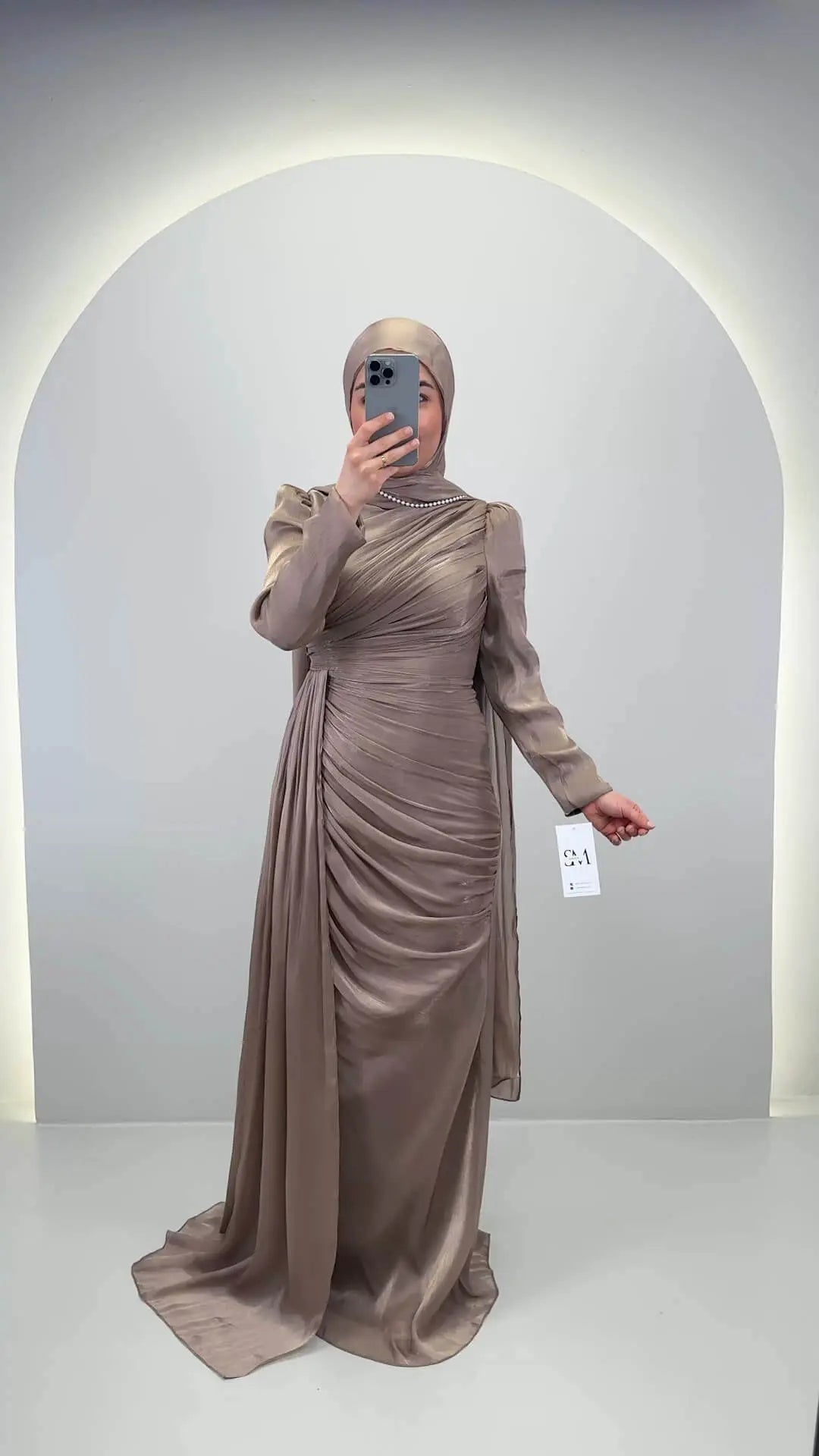 Leyla Aftonklänning Taupe