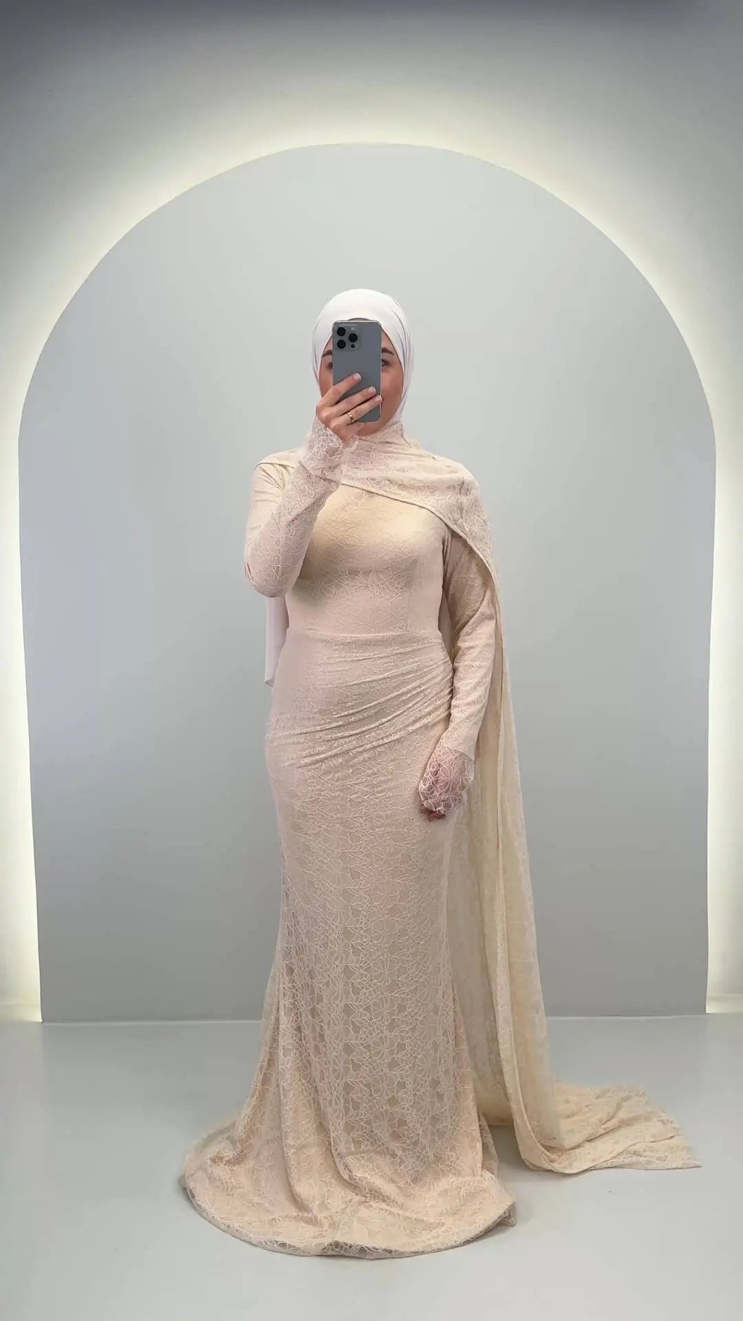 Liora Abendkleid Beige mit HIJAB