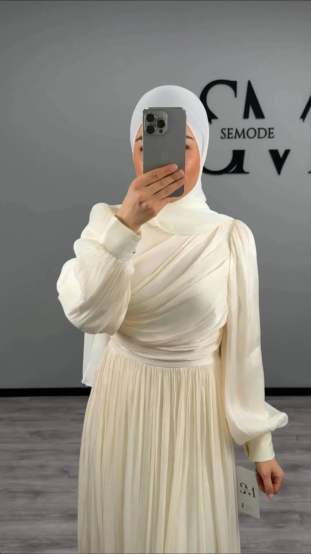 Amori Brautkleid Semode