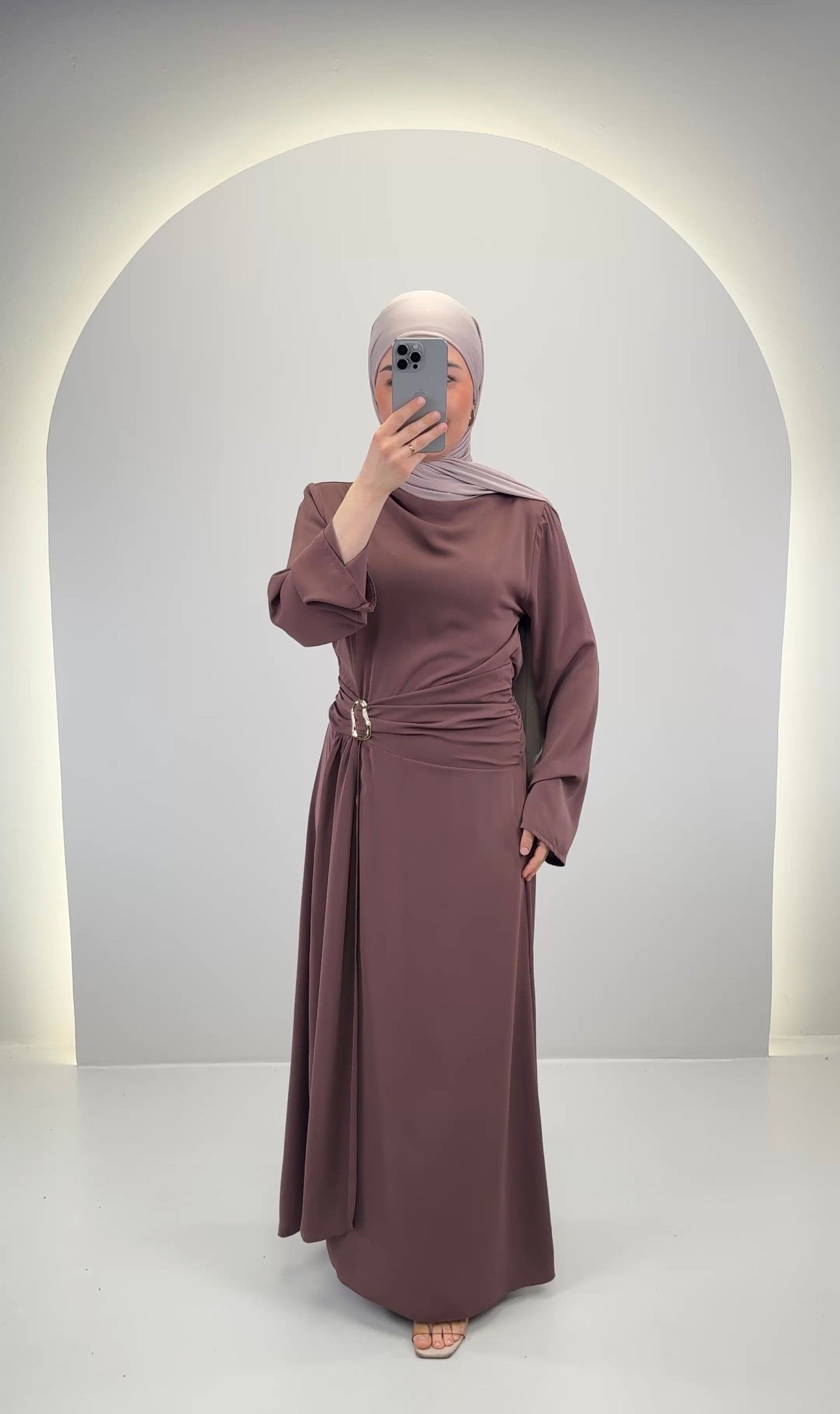 Arami Abendkleid Braun