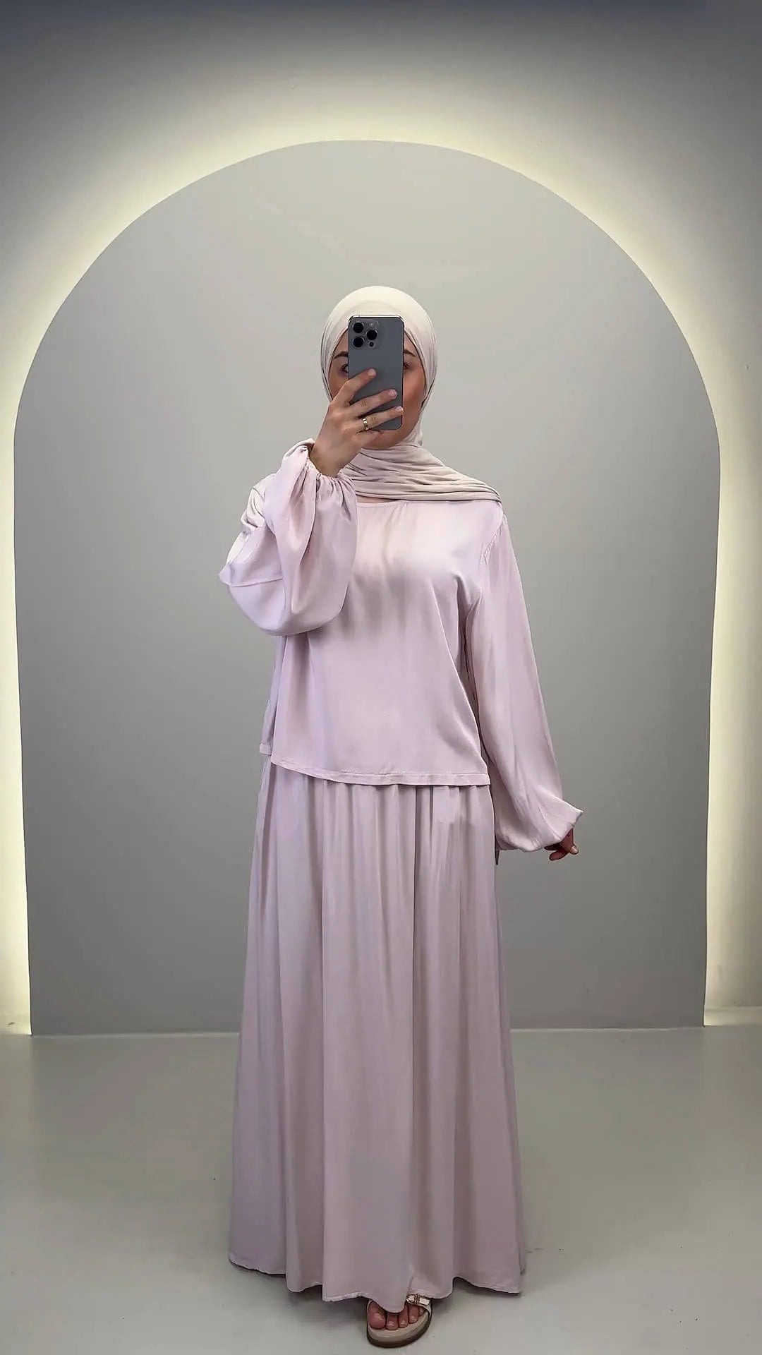 Aren Outfit
