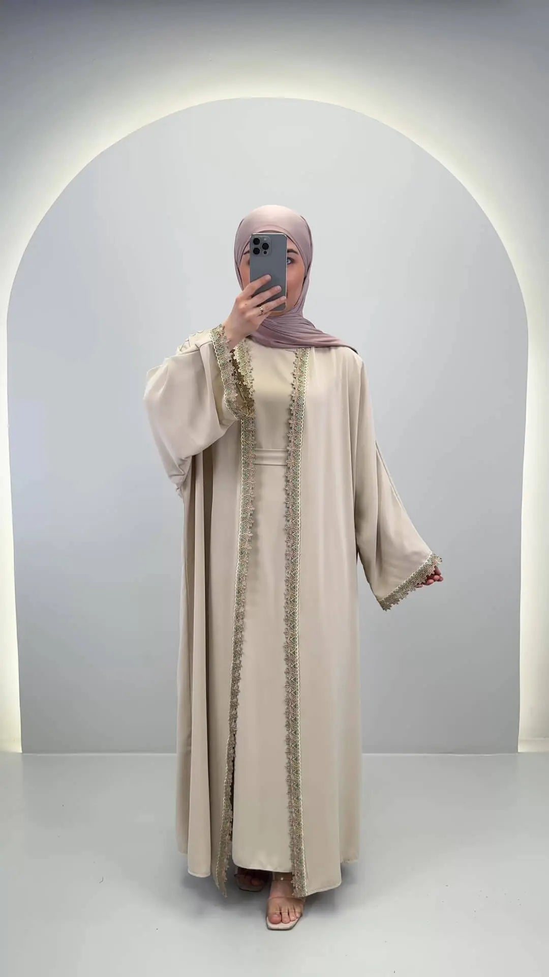 <tc>L</tc>jag<tc>m</tc>en abaya <tc>S</tc>och beige