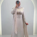 Yarenay aftonklänning beige