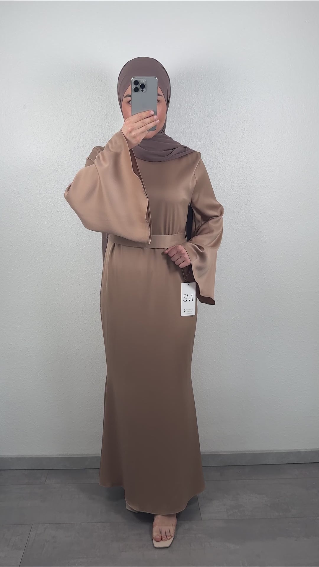 Gülperi Abendkleid Beige