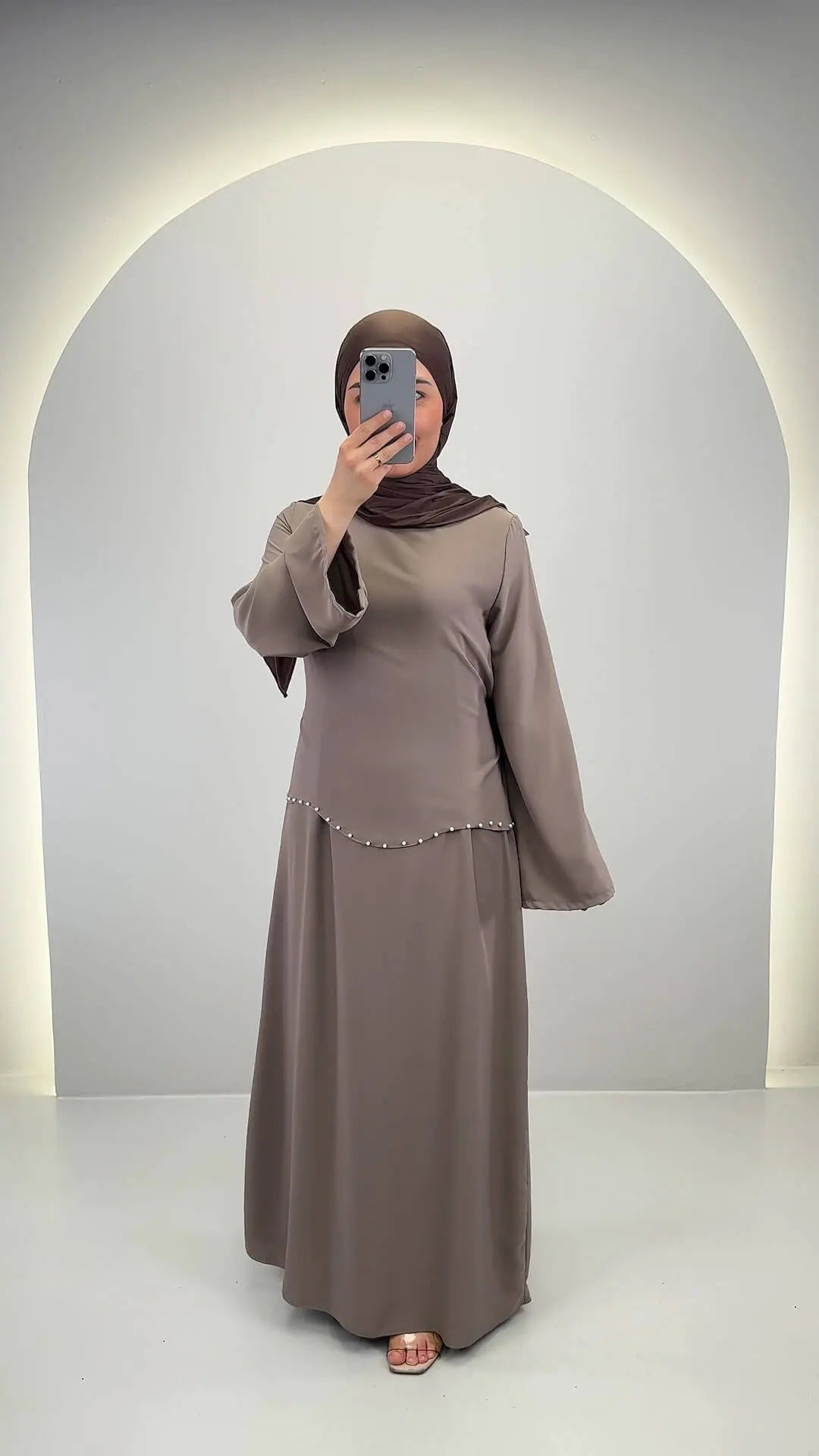 Aramiel Abendkleid Taupe